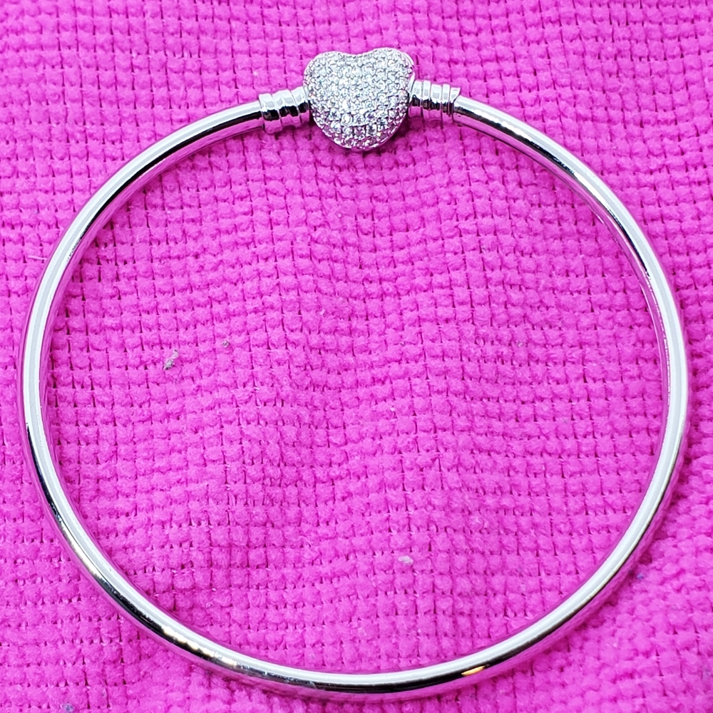 PANDORA HEART BANGLE BRACELET